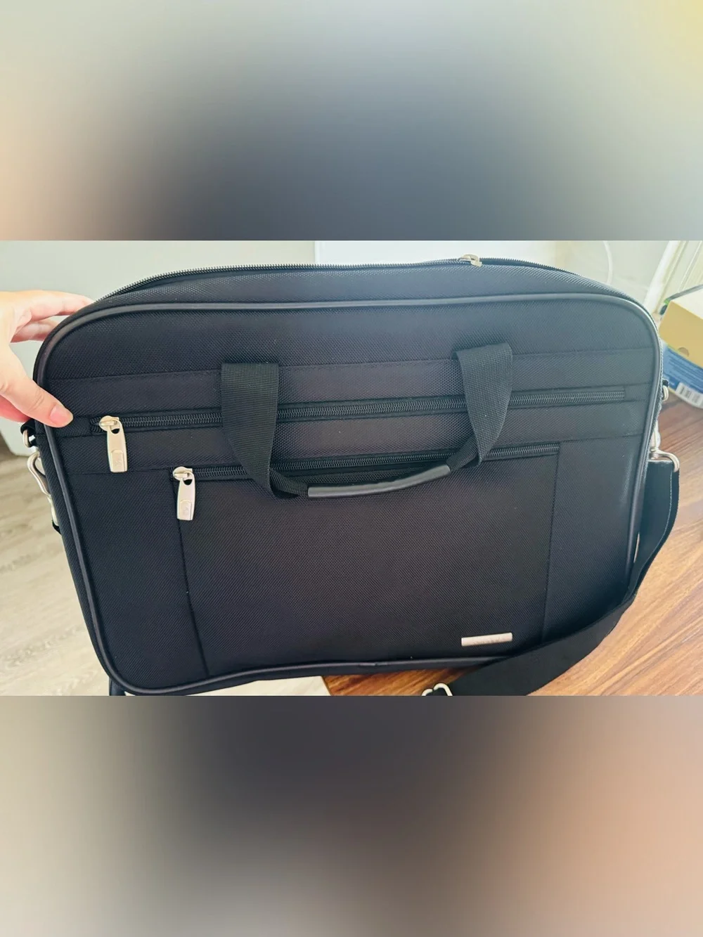 Samsonite Black Briefcase with Shoulder Strap